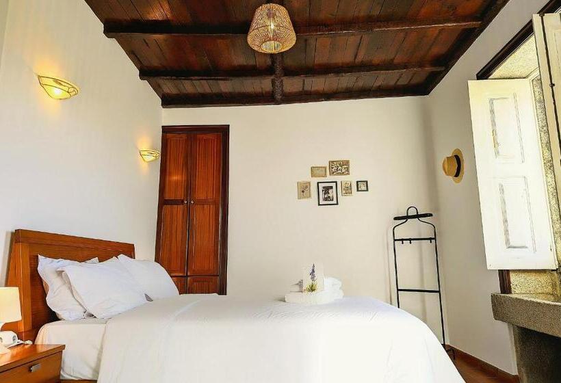 اتاق استاندارد با بالکن, Torre De Santiago   Guest House