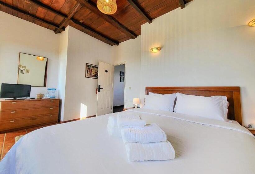 اتاق استاندارد با بالکن, Torre De Santiago   Guest House