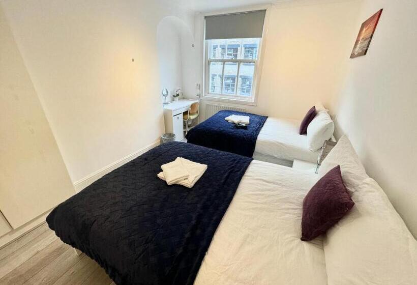 Номер Стандарт Четырехместный Совместный Санузел, Downtown Chic Private Bedrooms In King S Cross 4