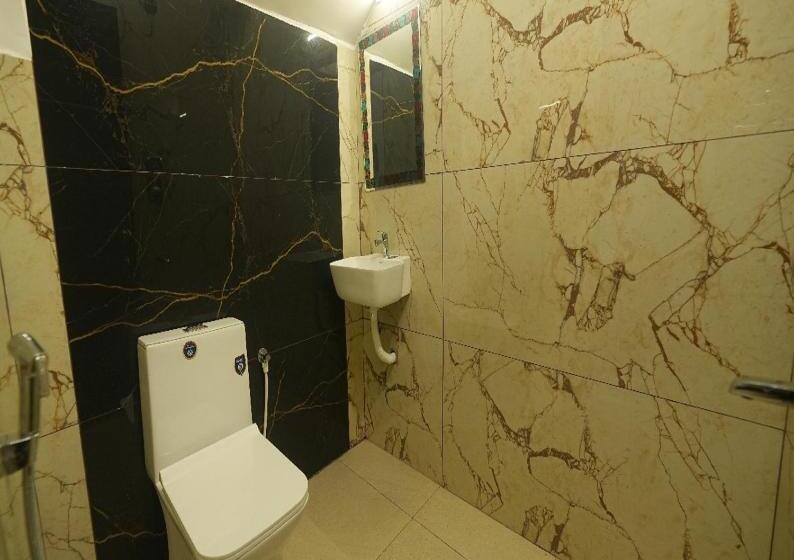 سوییت با چشم‌انداز استخر, Courtyard Castle Heritage Resort