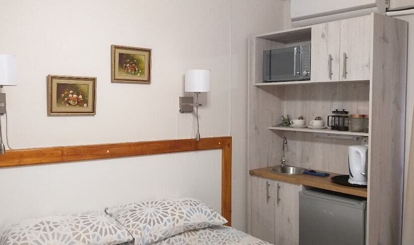 Quarto Estandar, Anchorage Guest House