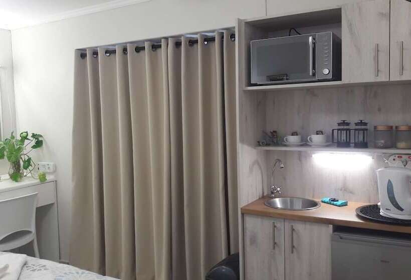 Quarto Estandar, Anchorage Guest House
