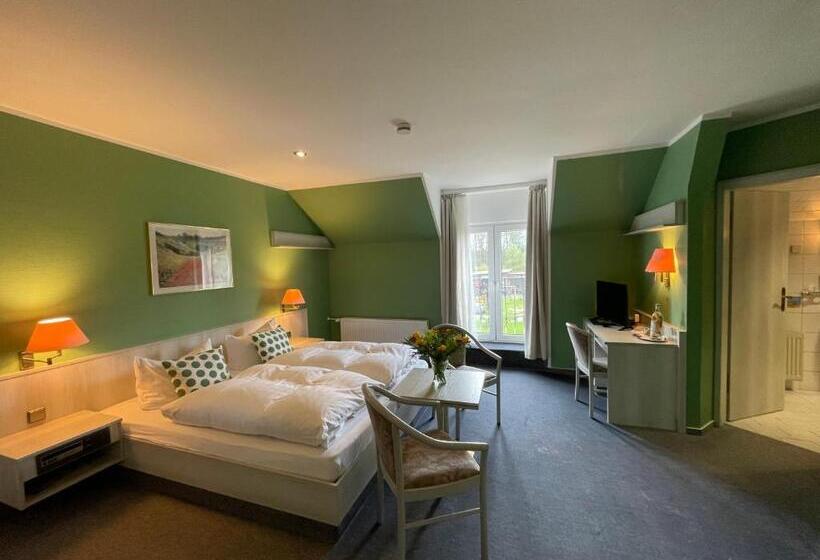 Номер Стандарт Трехместный, Eichenhof Hotel Garni
