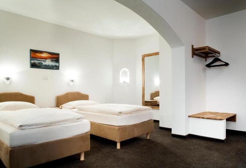 Трехместный Номер Deluxe, Echinger Hof