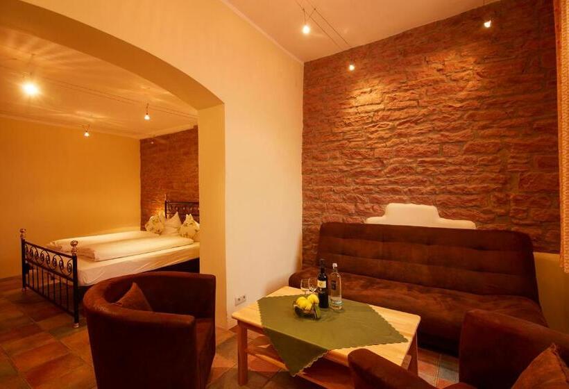 شقة غرفة واحدة, Heinrichs Winery Bed & Breakfast