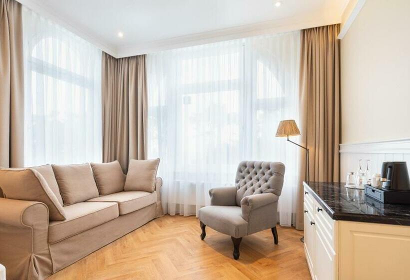 سوییت جونیور, Strandhotel Ahlbeck