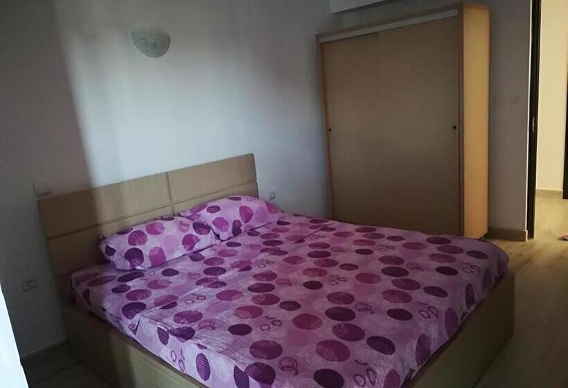 Номер Стандарт, Vila Axel