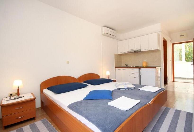 Студио Стандарт Вид на Море с Балконом, Apartments & Room Eva Slano