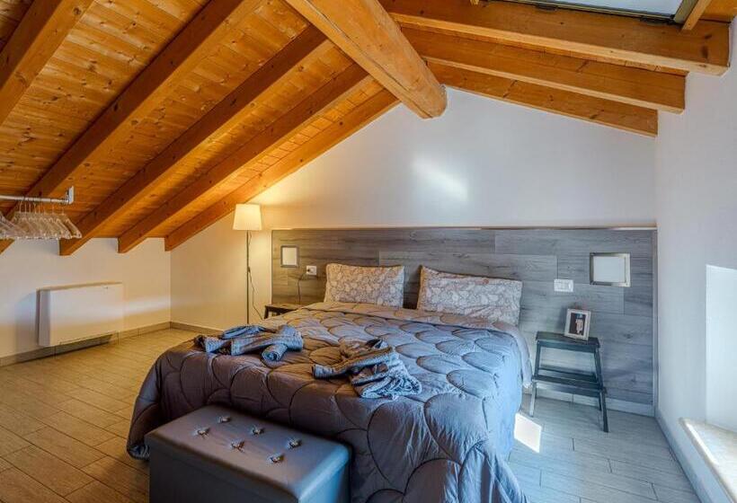 Номер Deluxe, House Sabbioneta
