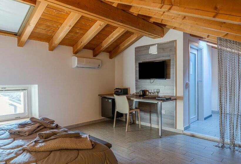 Номер Deluxe, House Sabbioneta