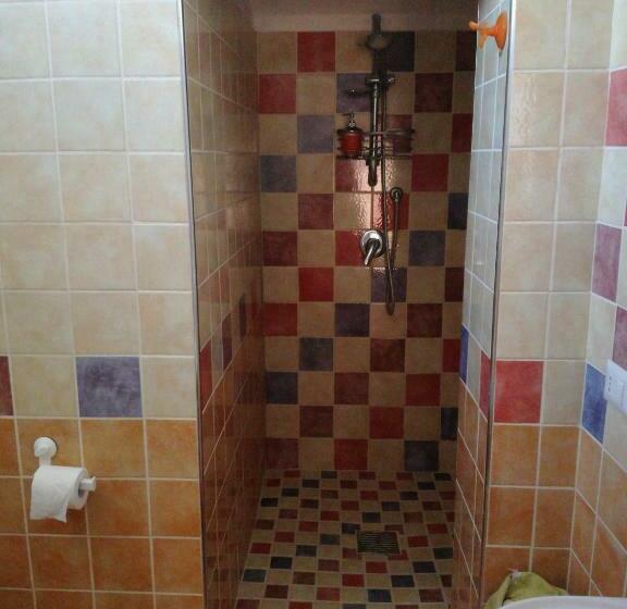 Четырехместный Номер Стандарт, B&b Pompeilog