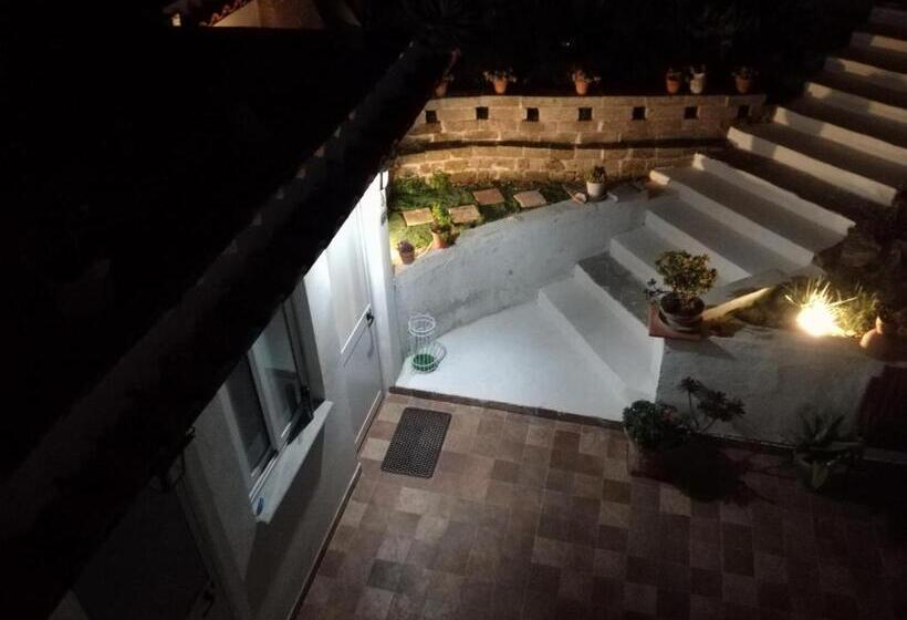 Номер Economy, B&b Pompeilog