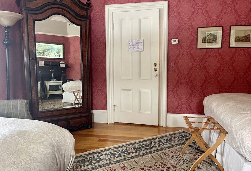Номер Стандарт, Mccall House Boutique