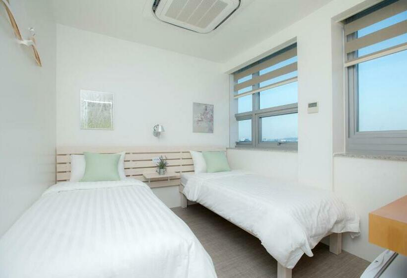 اتاق استاندارد, Hostel Haru