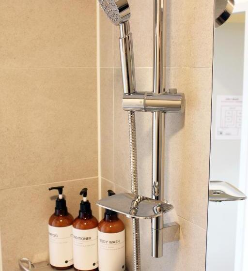 اتاق استاندارد سه نفره, Hostel Haru