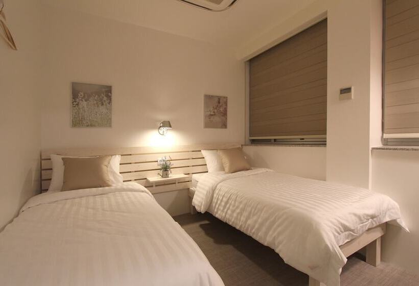 اتاق استاندارد, Hostel Haru