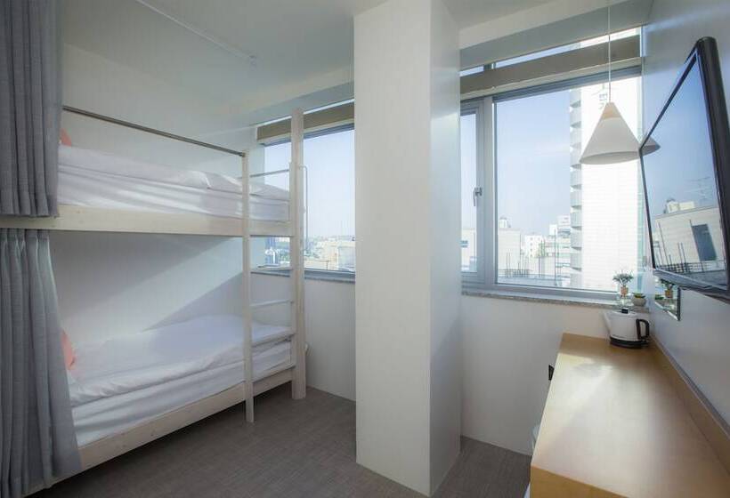 اتاق استاندارد با تخت‌های تاشو, Hostel Haru
