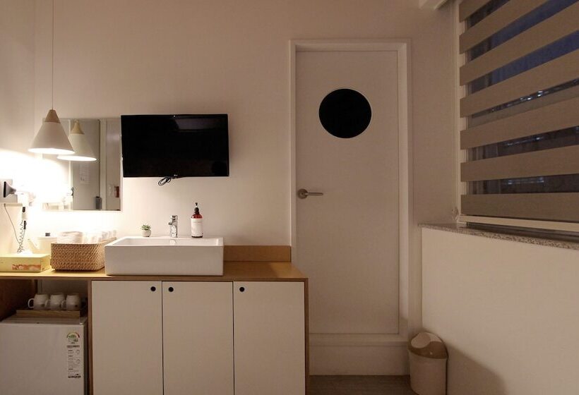اتاق استاندارد, Hostel Haru