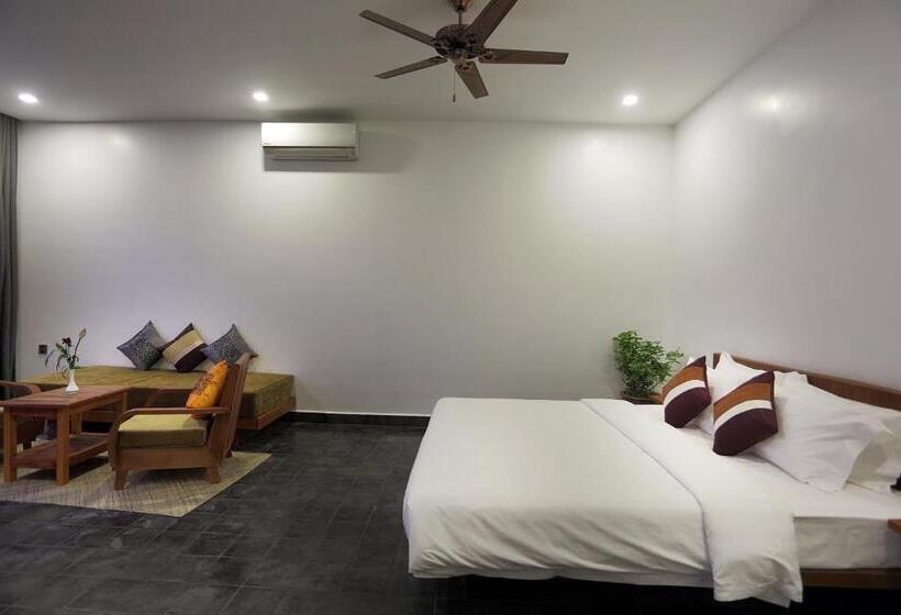 اتاق لوکس با بالکن, Sam So Boutique Villa