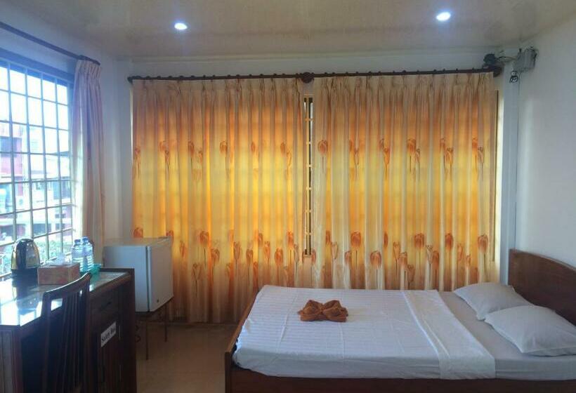 Семейный Номер, The Bright Lotus Guesthouse