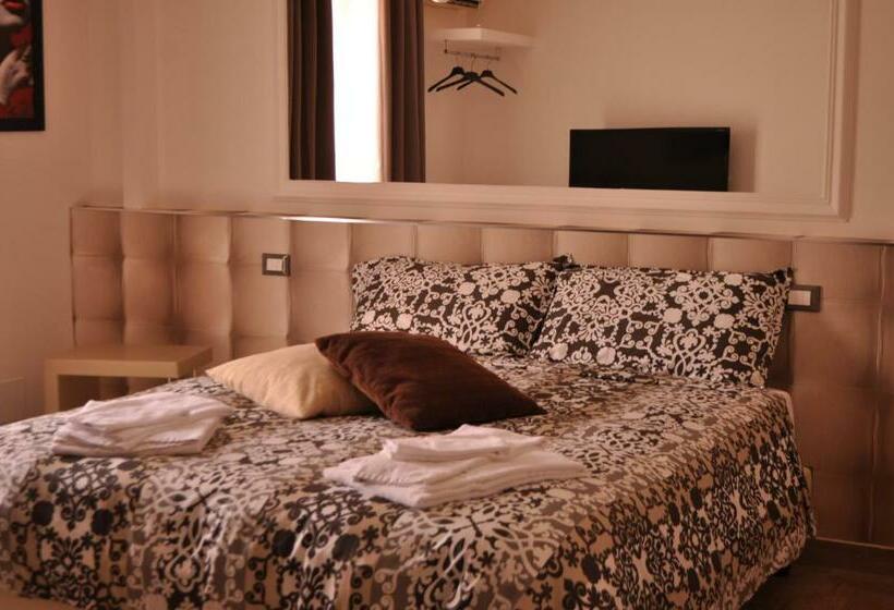 اتاق راحتی سه تخته, Agrihotel Croce Vallone
