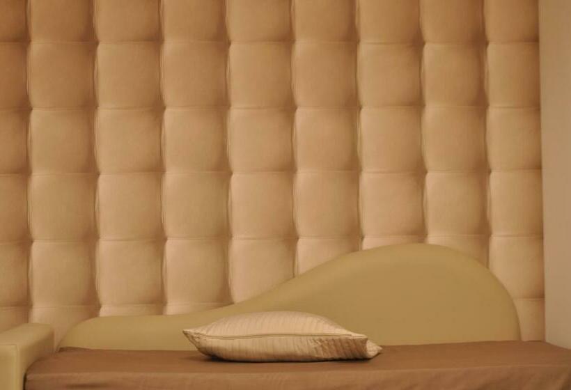 اتاق راحتی سه تخته, Agrihotel Croce Vallone