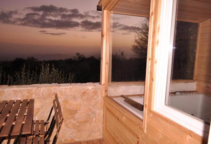 اتاق استاندارد با وان آب گرم, Agrihotel Croce Vallone