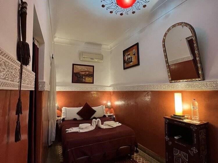 سوییت جونیور, Riad Andalla