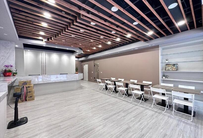 اتاق خانوادگی, 可青大飯店grand Ke Cing