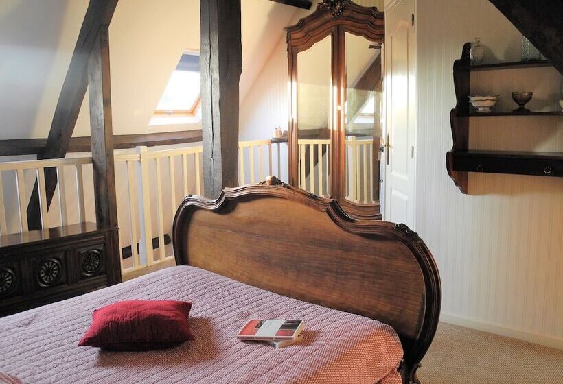 Семейный Номер, La Maison D'isaphil