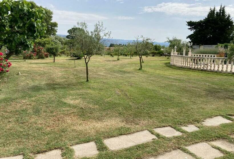 低层单卧公寓, Auberge Les Olivades