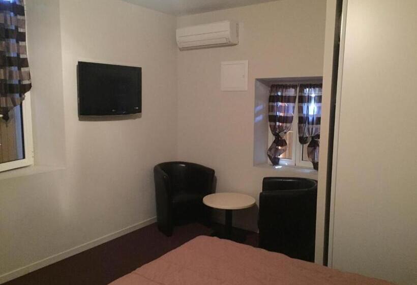 标准间, Auberge Les Olivades