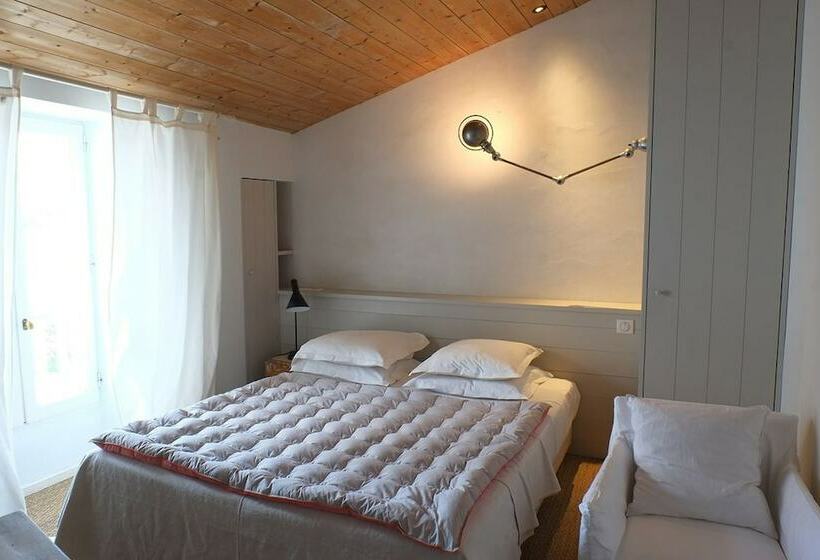 Номер Стандарт, Hôtel Le Sénéchal