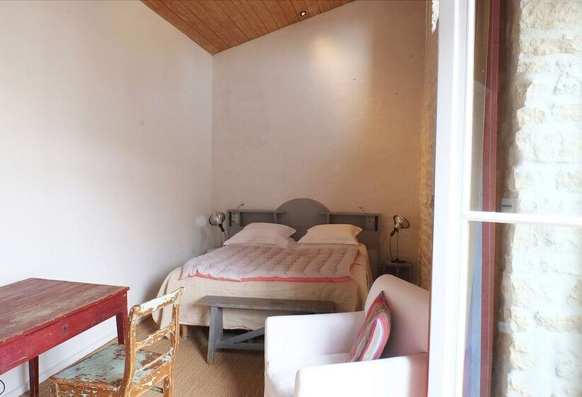 Номер Стандарт, Hôtel Le Sénéchal