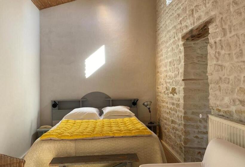 סוויטה משפחתית, Hôtel Le Sénéchal