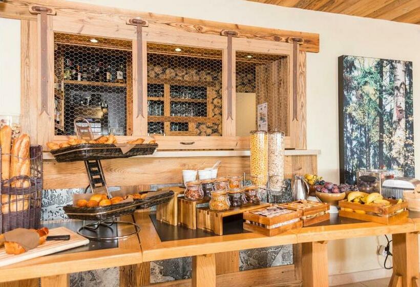 Номер Стандарт, Hôtel Restaurant Bois Joly