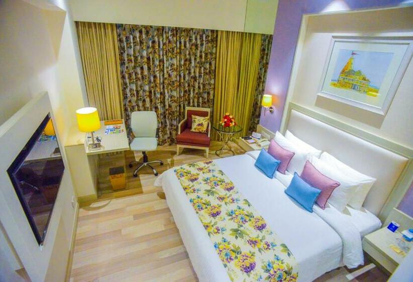 Deluxe Room, Efcee Sarovar Premiere Bhavnagar