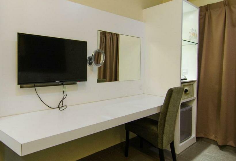 اتاق استاندارد یک نفره, Mornington Hotel Bukit Permata