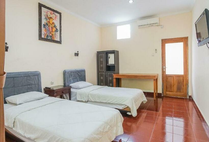 اتاق لوکس, Mahendra Beach Inn