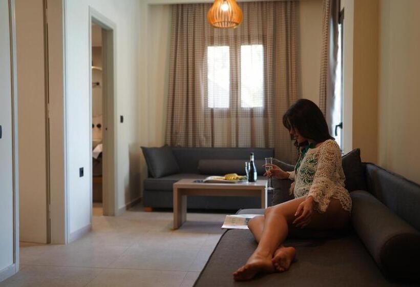سوییت با استخر, Malena Hotel & Suites   Adults Only By Omilos Hotels