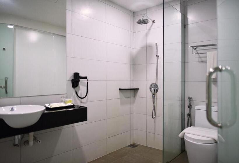 اتاق لوکس خانوادگی, Mornington Hotel Bukit Permata