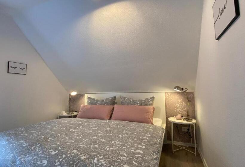 Апартаменты 1 Спальня Вид на Сад, B&b Worpsweder Blick