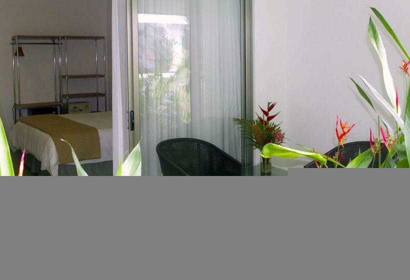 اتاق لوکس, La Vela Boutique