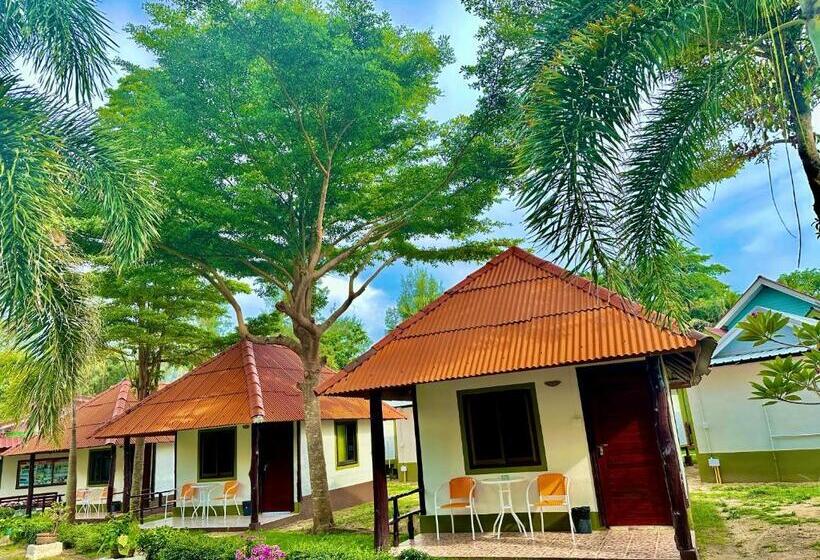 Бунгало Superior, Lanta L.d. Beach Bungalow