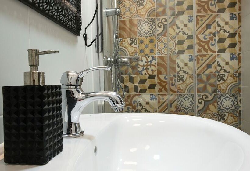 اتاق استاندارد, Abracadabra Suites