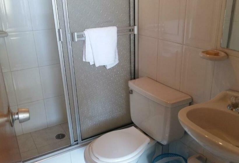 اتاق استاندارد یک نفره, Catalina Real