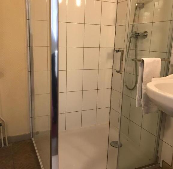 غرفة سوبيريور, Magdeleine