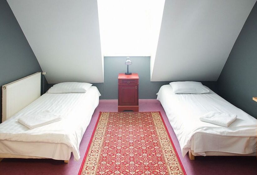 اتاق استاندارد با سرویس بهداشتی مشترک, 16eur   Old Town Munkenhof