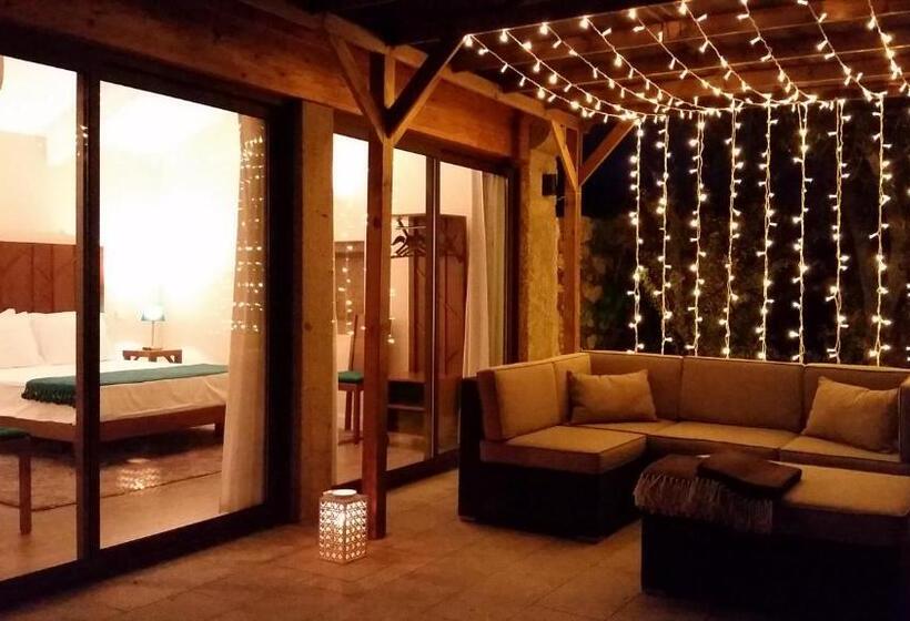 آپارتمان 1 خوابه با تراس, Casas Do Monte De Roques
