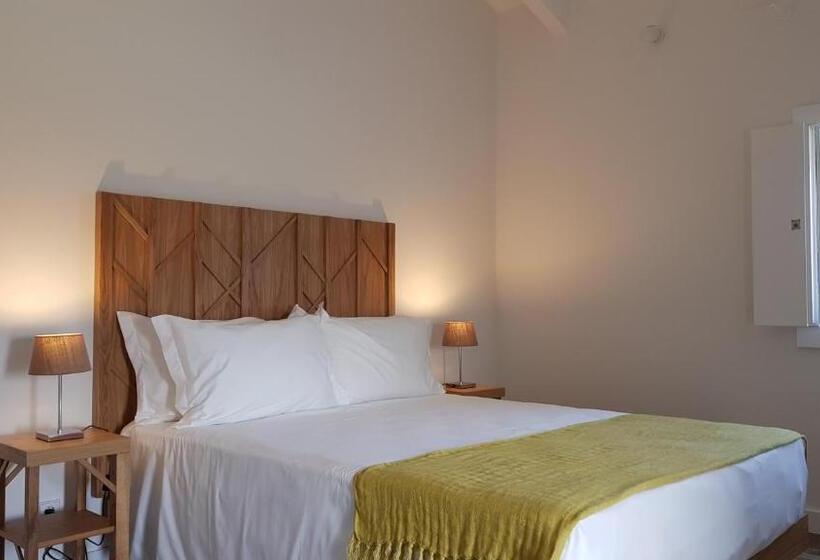 آپارتمان 2 خوابه, Casas Do Monte De Roques